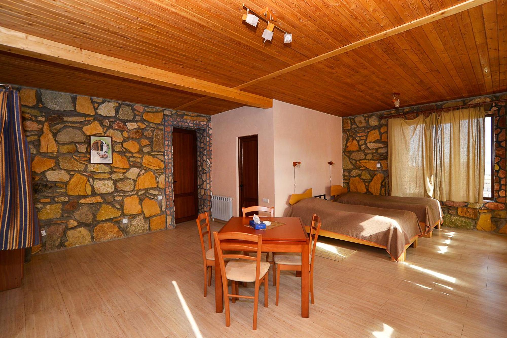 Apaga Resort Ijevan Rum bild