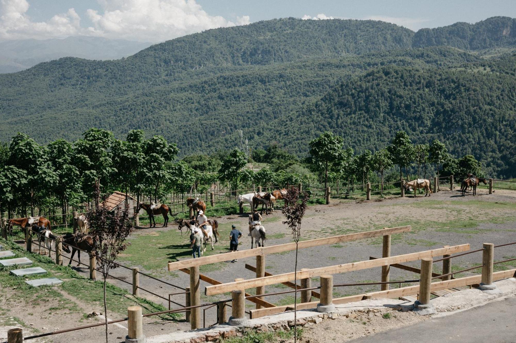 Apaga Resort Ijevan Exteriör bild